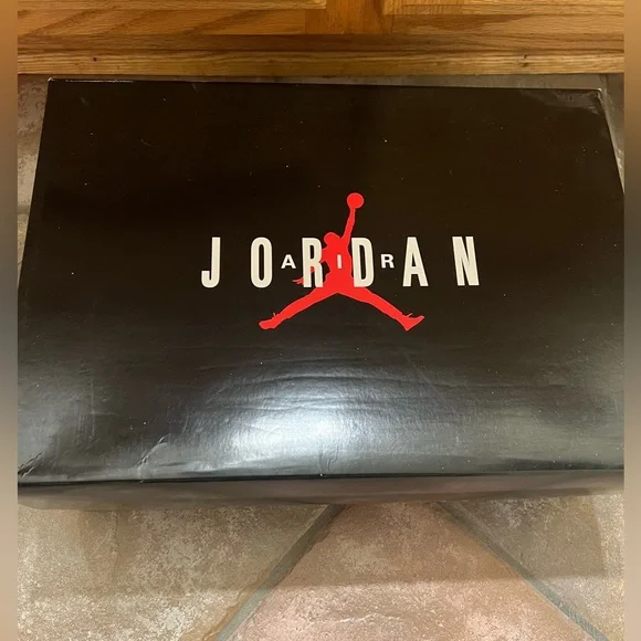 Retro Jordan 11 low IE 2020 - Picture 5 of 6